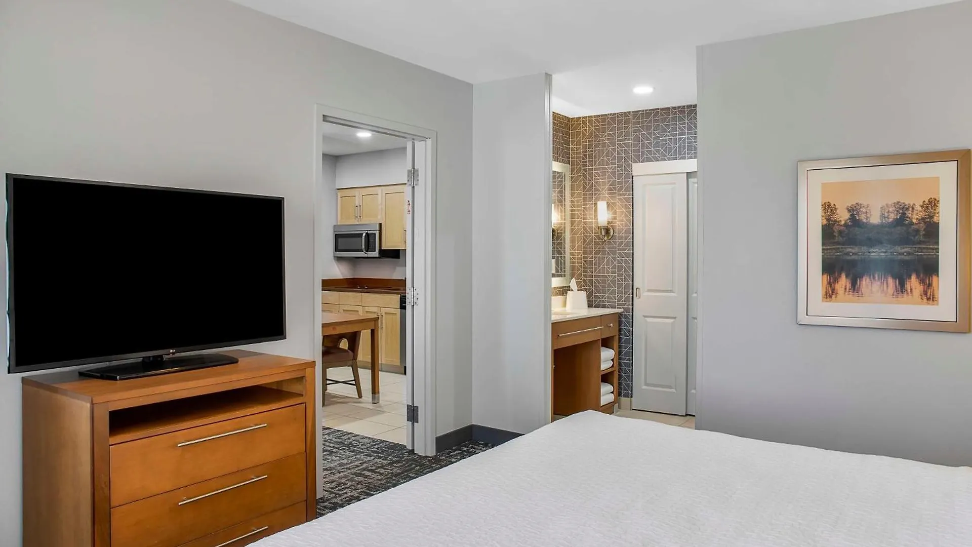 Homewood Suites By Hilton Winnipeg Airport - Polo Park Отель