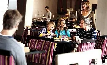 Отель Homewood Suites By Hilton Winnipeg Airport - Polo Park